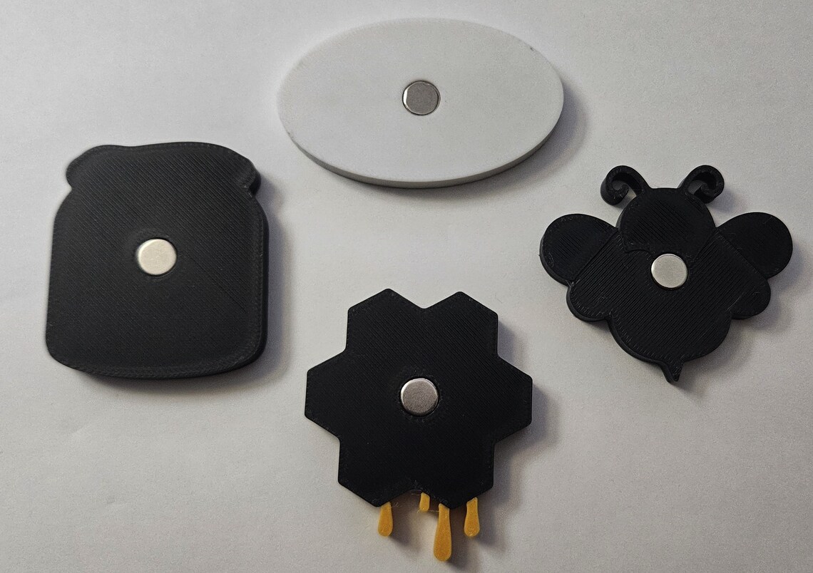 Bee Magnets Set - Image 6