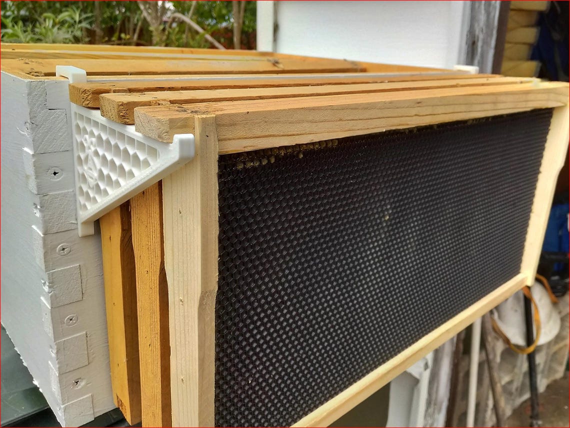 Beekeeping Starter Kit - Image 6